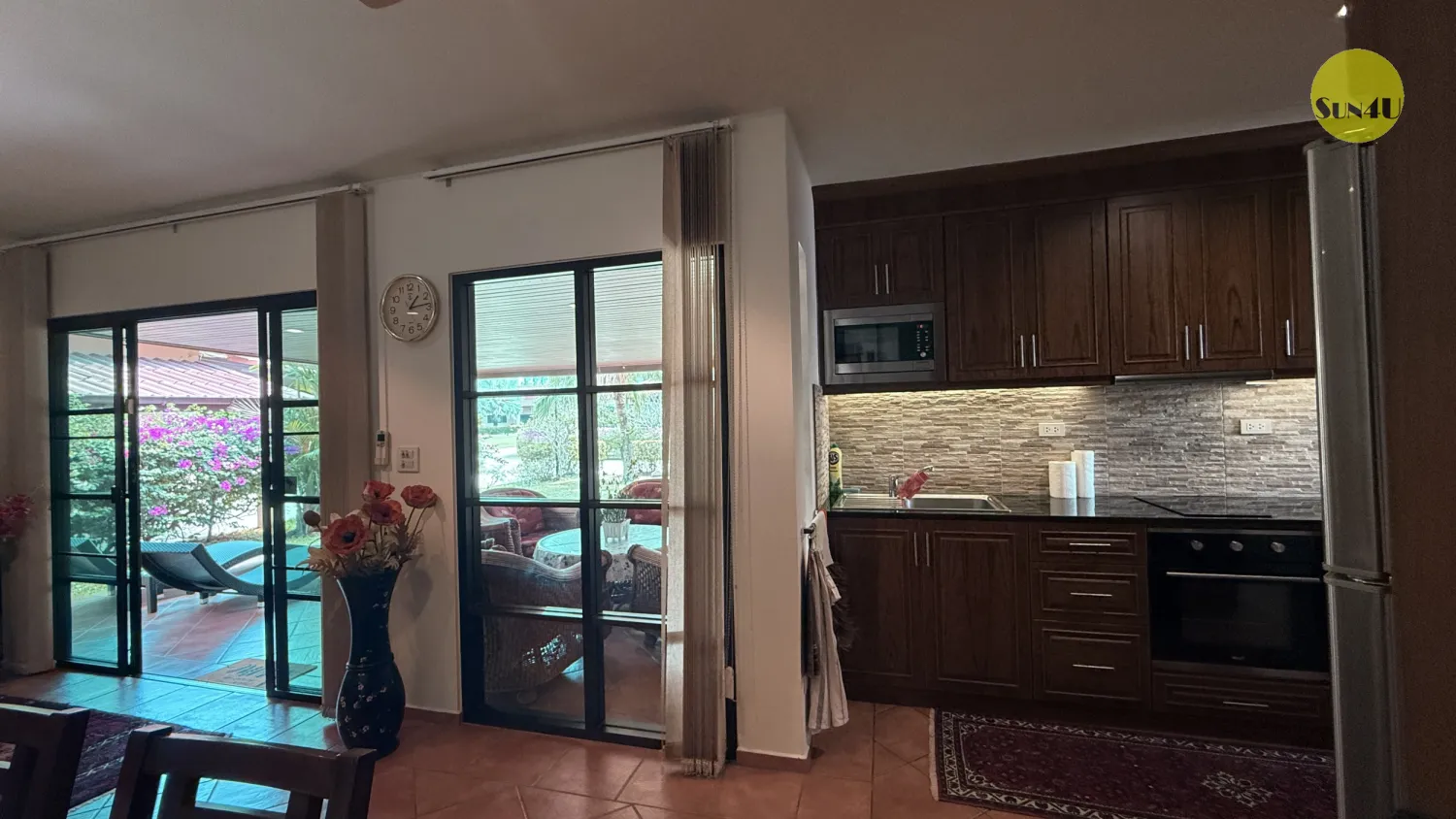 Family-Friendly 2BR Villa with Kitchen | Walk to Beach & Pool