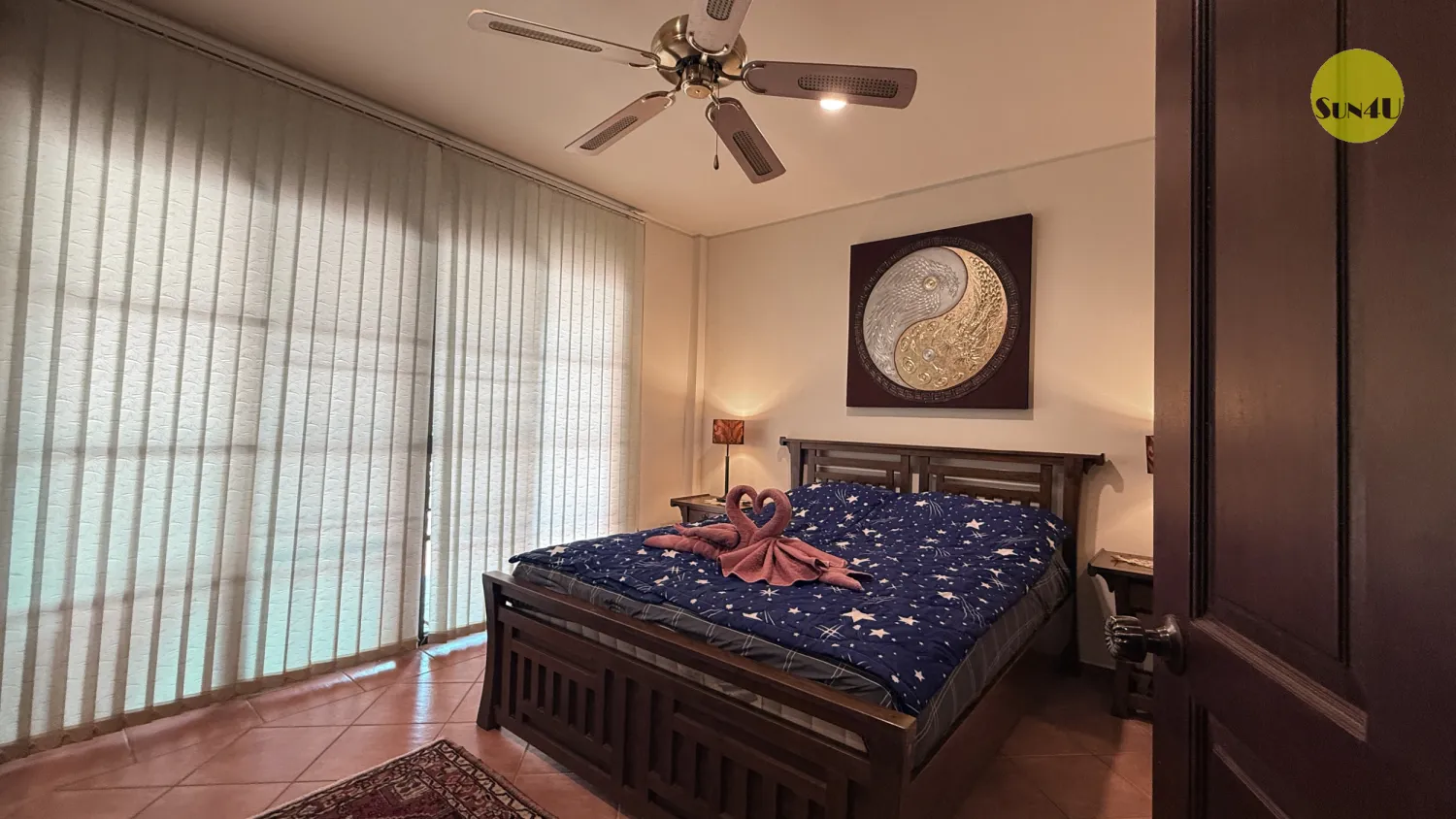 Family-Friendly 2BR Villa with Kitchen | Walk to Beach & Pool