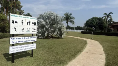Family-Friendly 2BR Villa with Kitchen | Walk to Beach & Pool