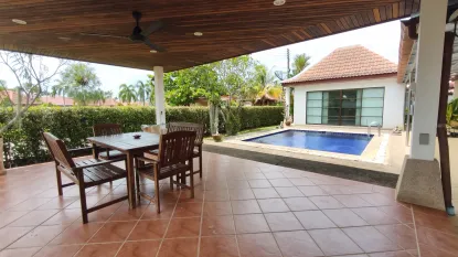 BR22 - Private Pool Villa - 3BR Multi-Family in Mae Phim - Sleeps 8