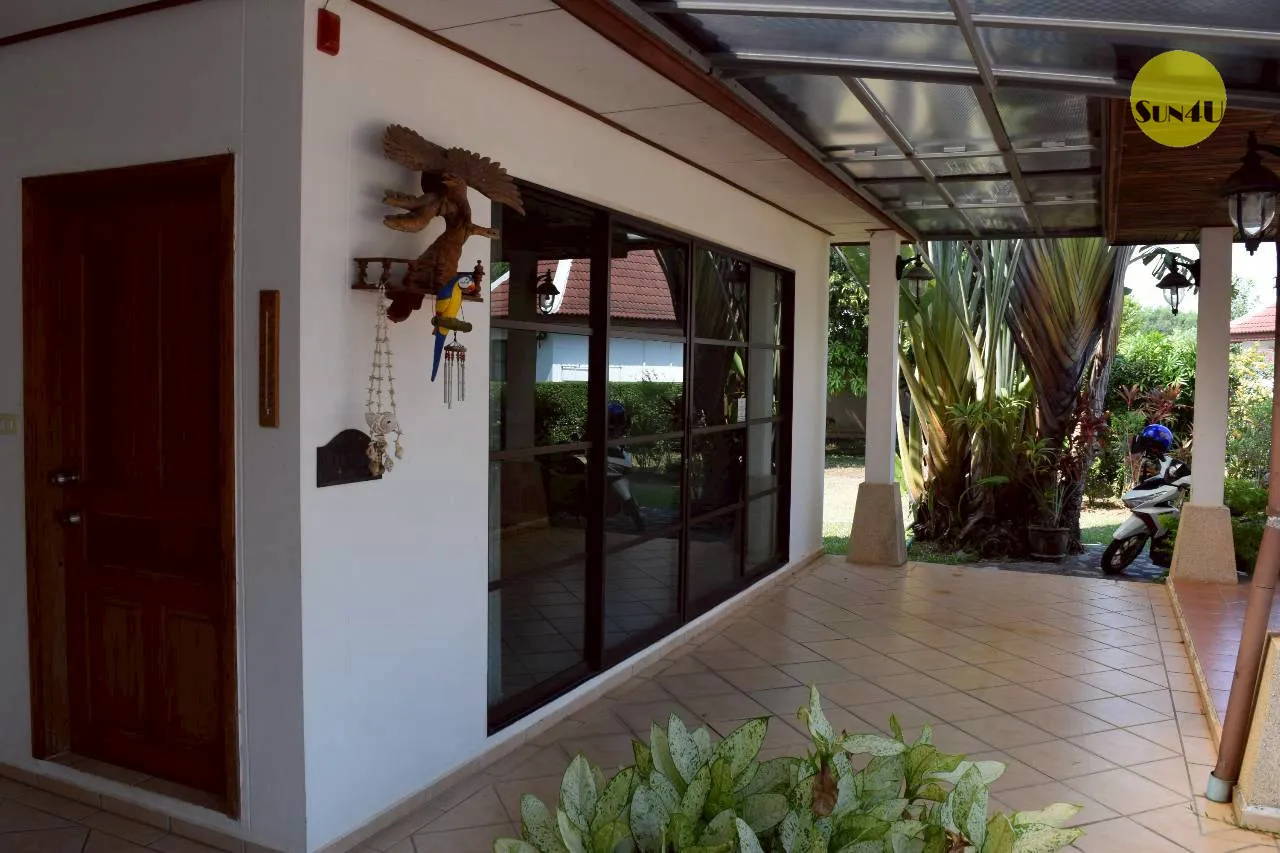BR22 - Private Pool Villa - 3BR Multi-Family in Mae Phim - Sleeps 8