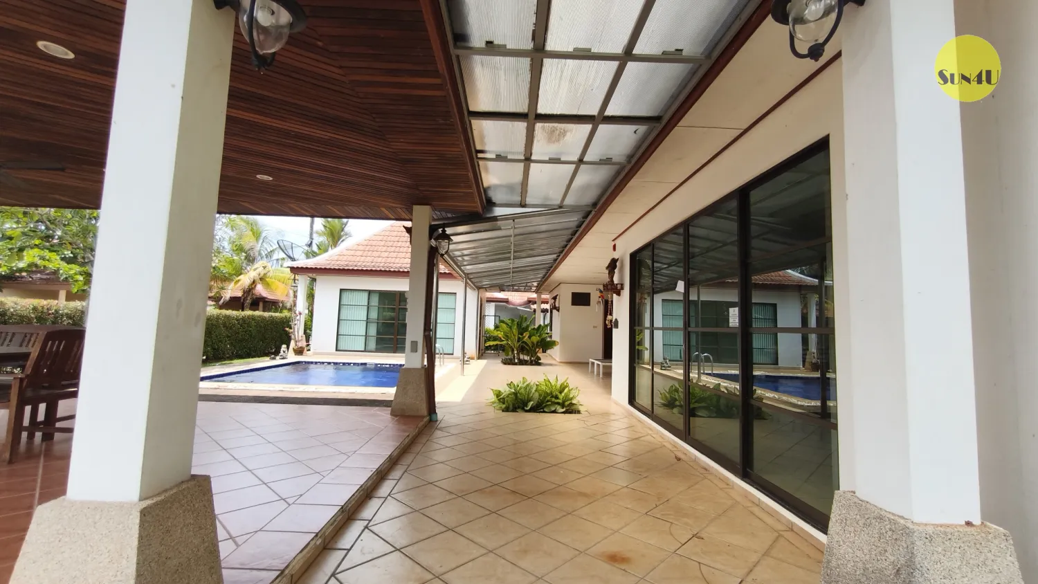 BR22 - Private Pool Villa - 3BR Multi-Family in Mae Phim - Sleeps 8