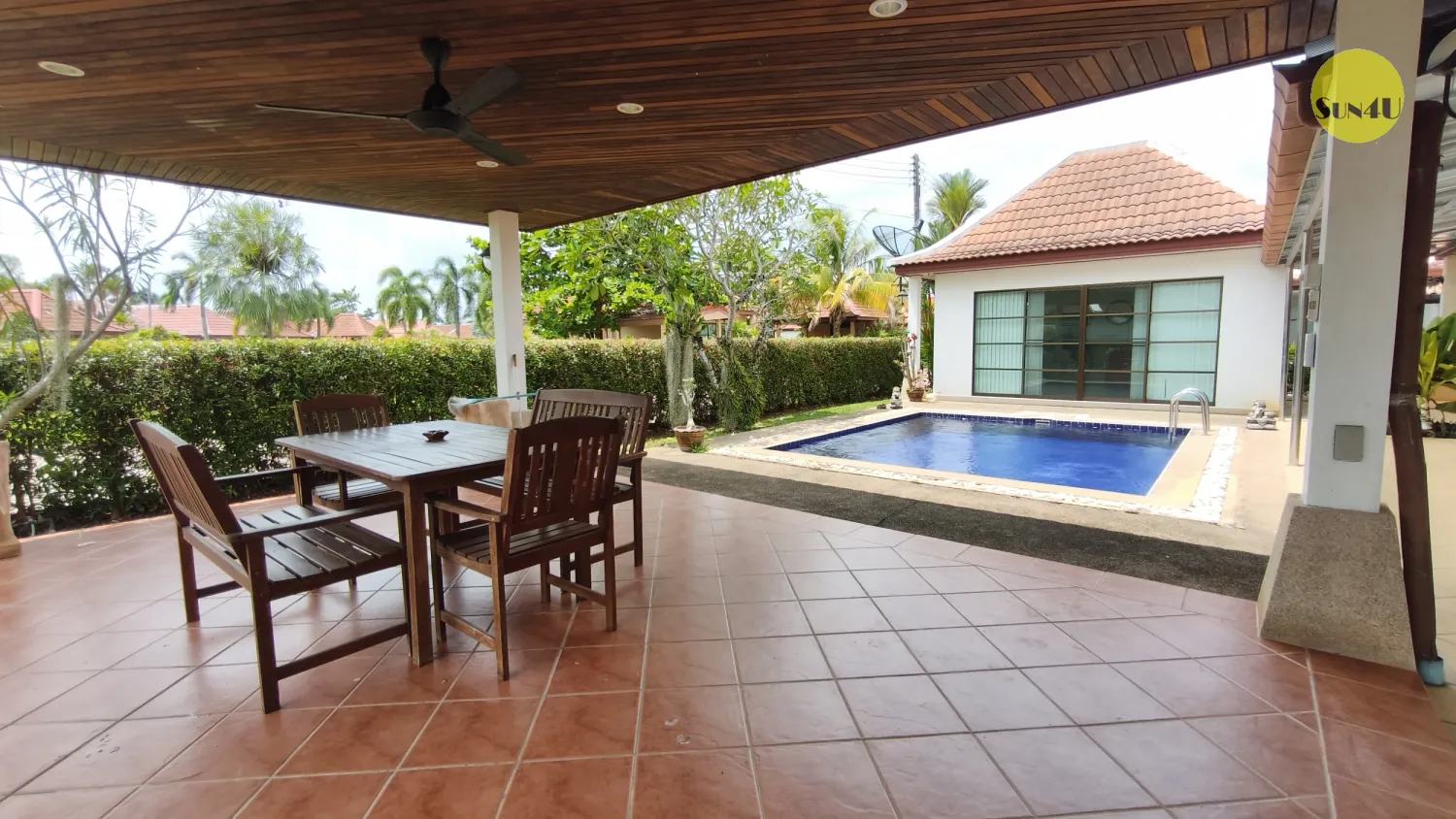 BR22 - Private Pool Villa - 3BR Multi-Family in Mae Phim - Sleeps 8