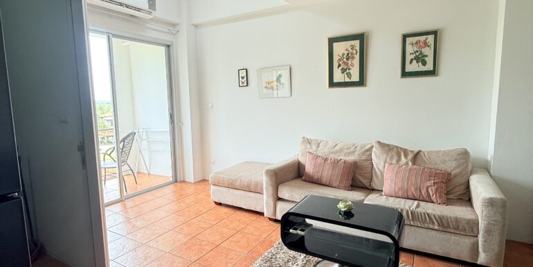 AB - A66 living room